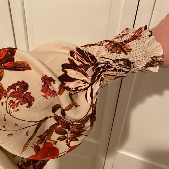 Floral satin blouse - Picture 4 of 4
